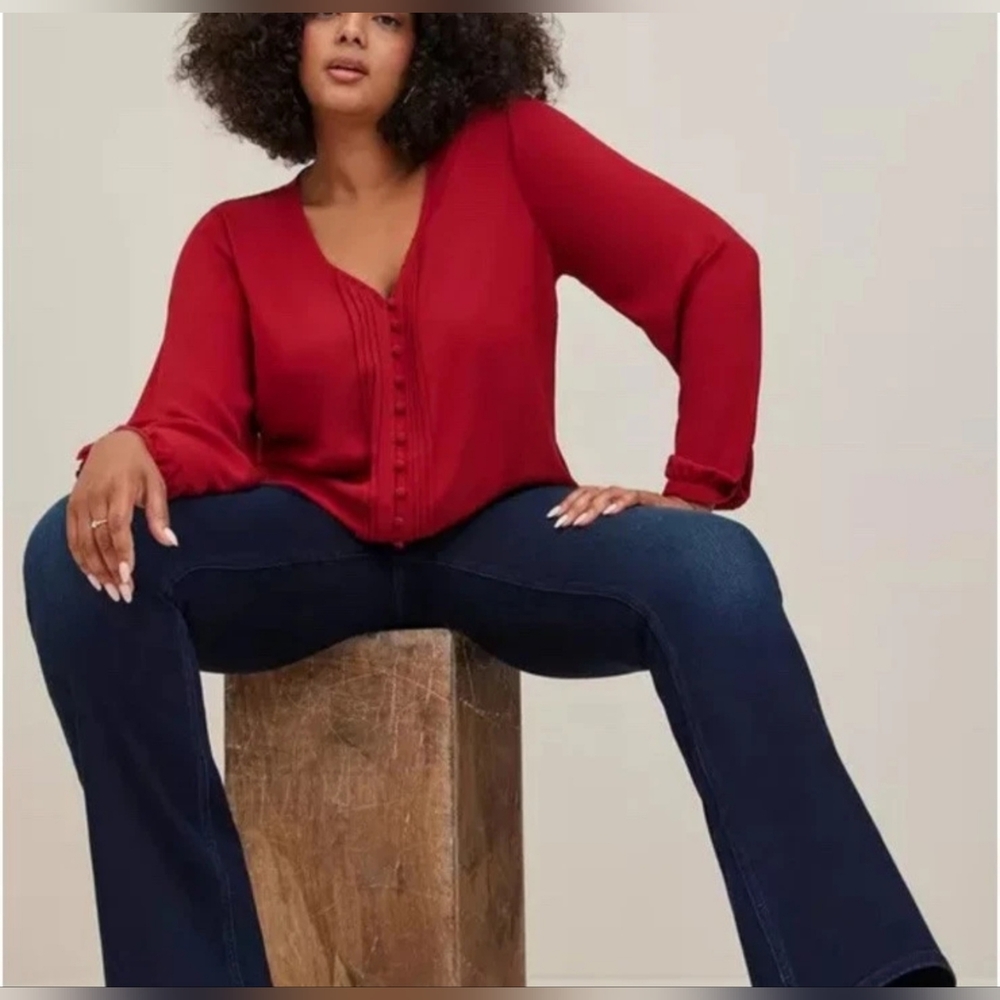Torrid Size 0 Red Georgette Button Front Shirt